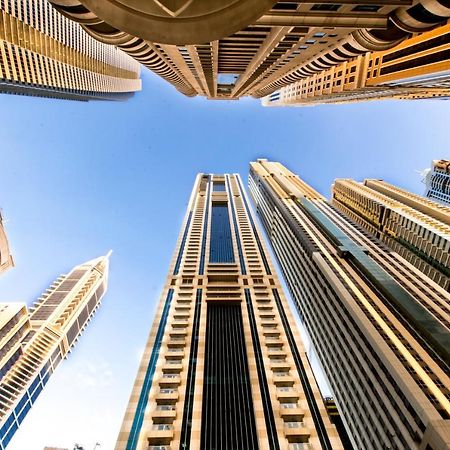Budget Rooms With Private Bathroom For 'Girls' Only In Dubai, Marina Luaran gambar