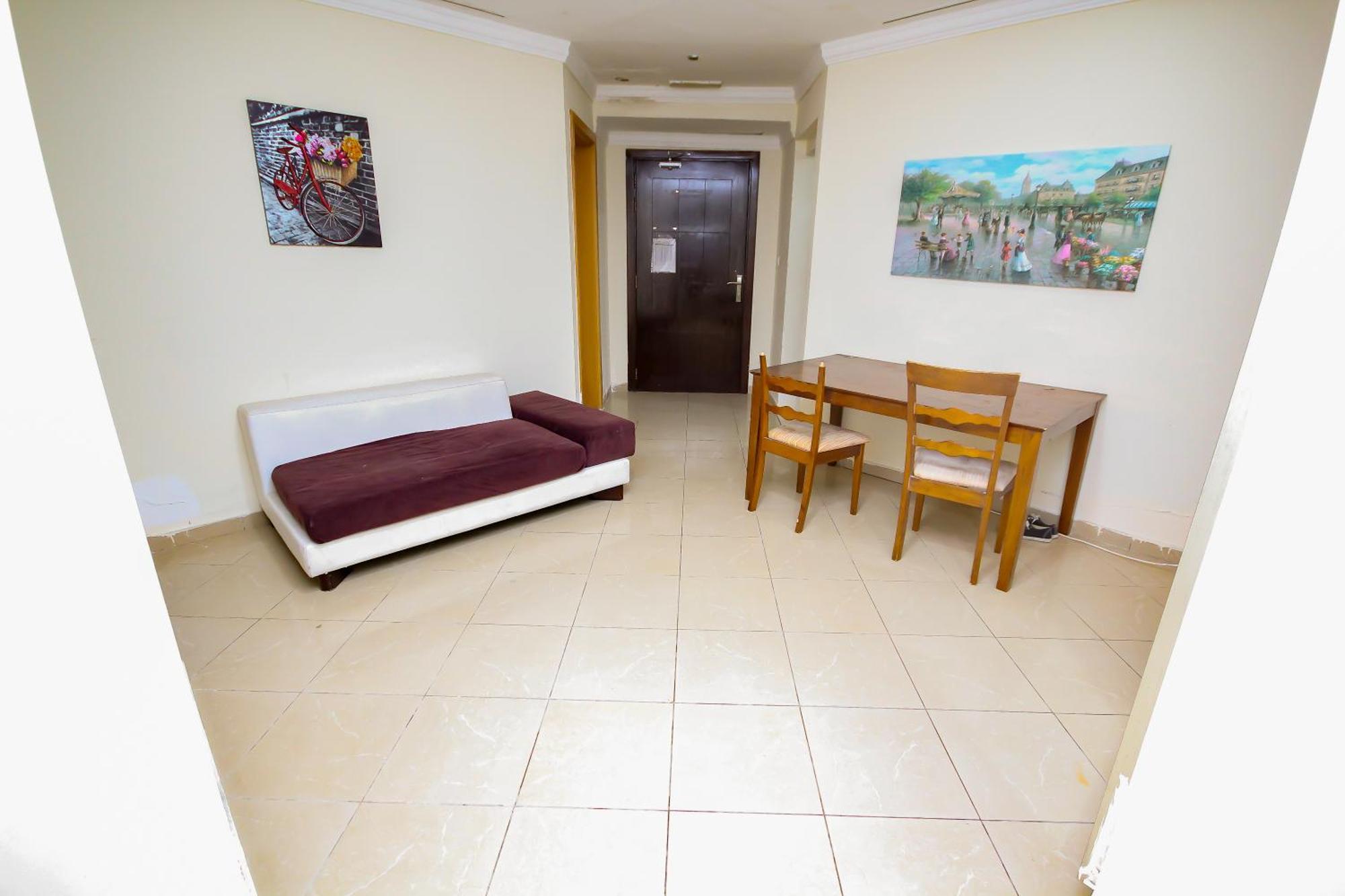 Budget Rooms With Private Bathroom For 'Girls' Only In Dubai, Marina Luaran gambar